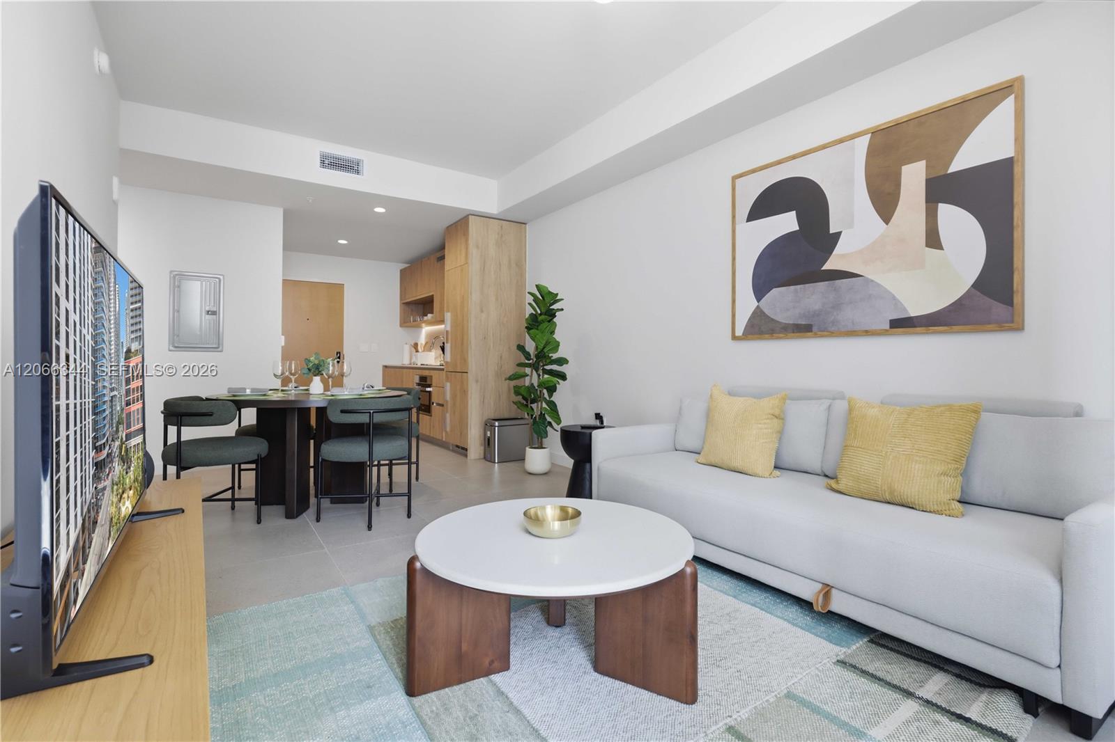 11 NE 6th St # 710, Miami FL 33132