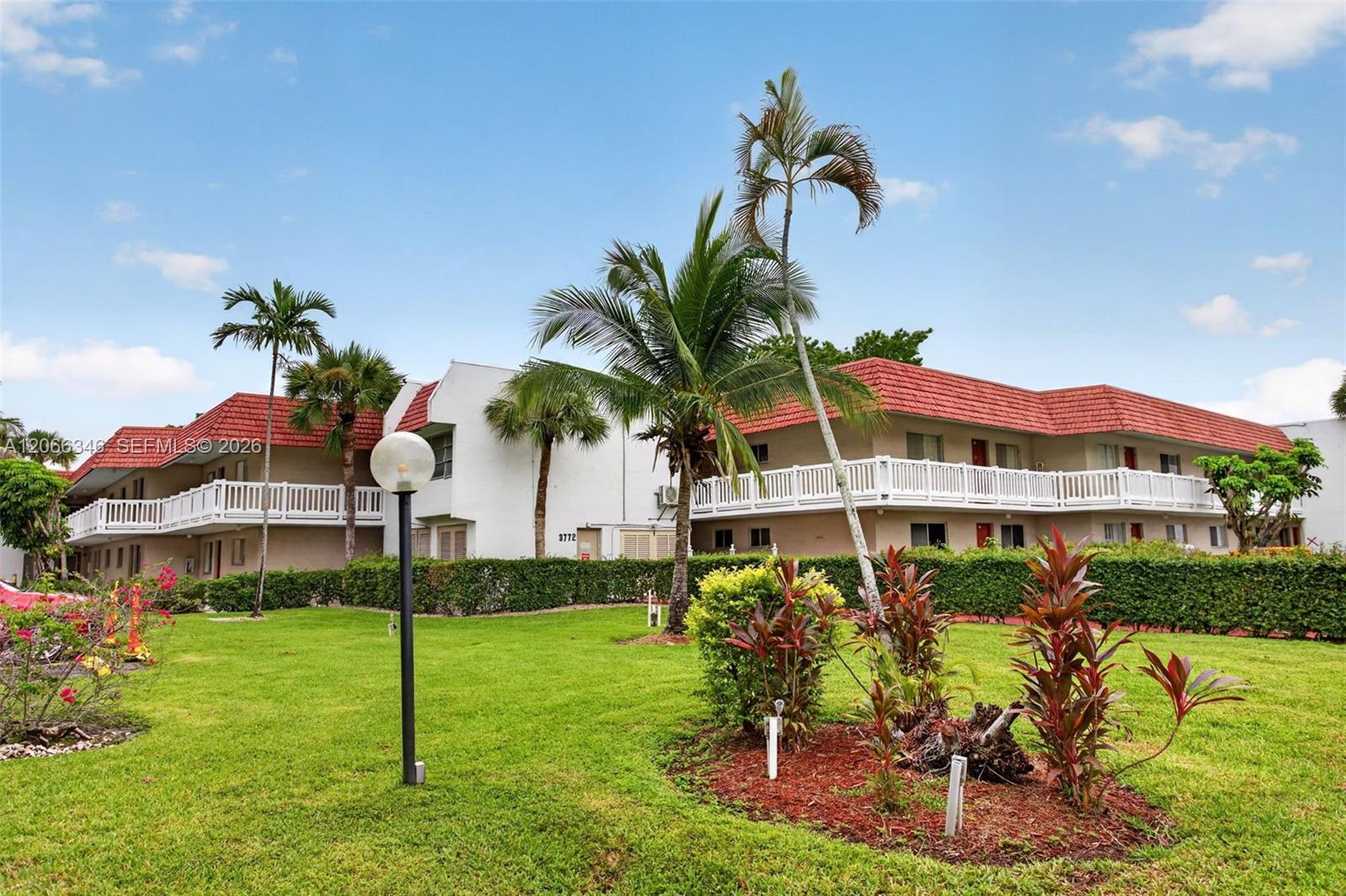 3772 Inverrary Blvd # 101, Lauderhill FL 33319