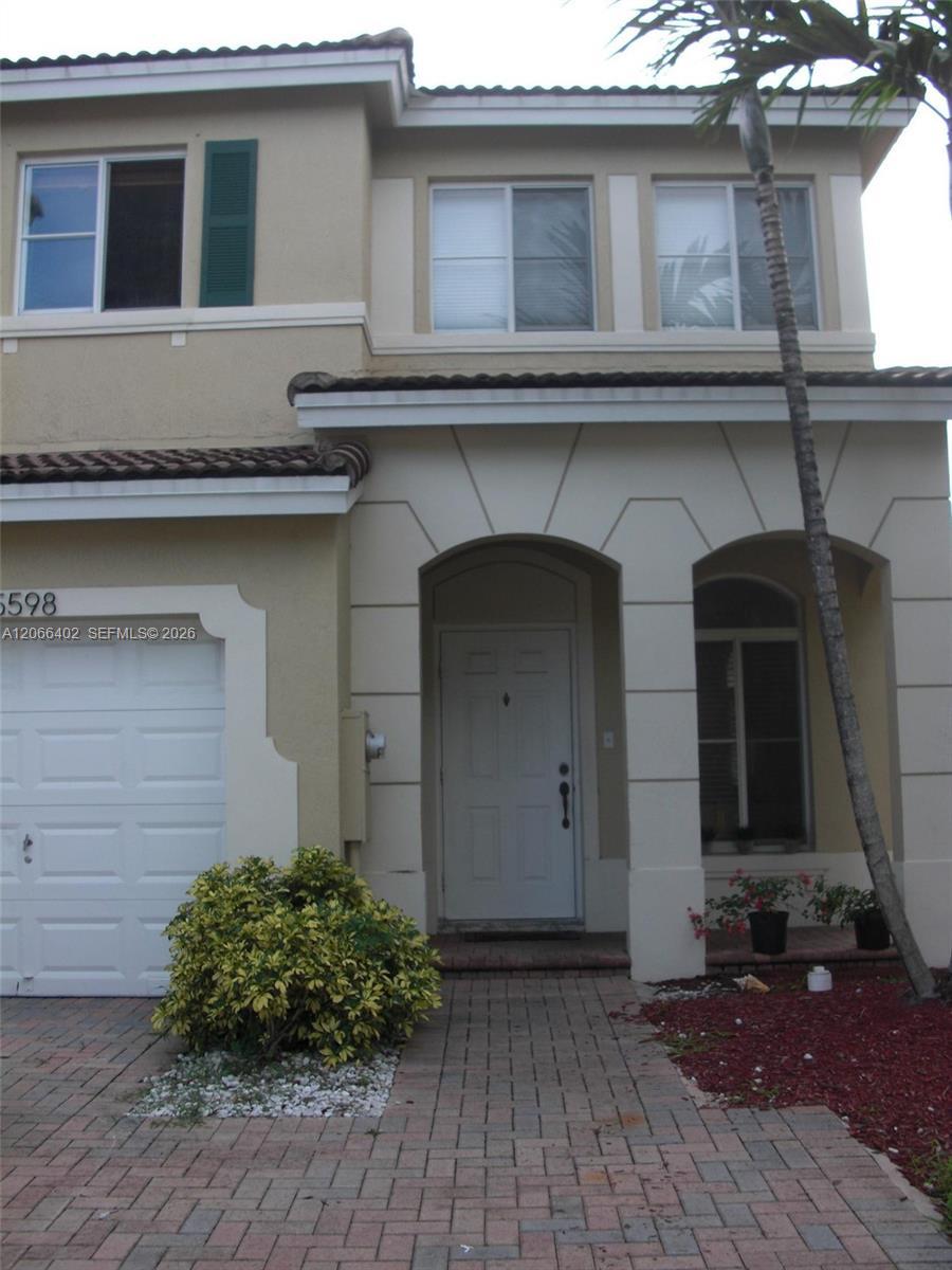 5598 NW 113th Ave, Doral FL 33178