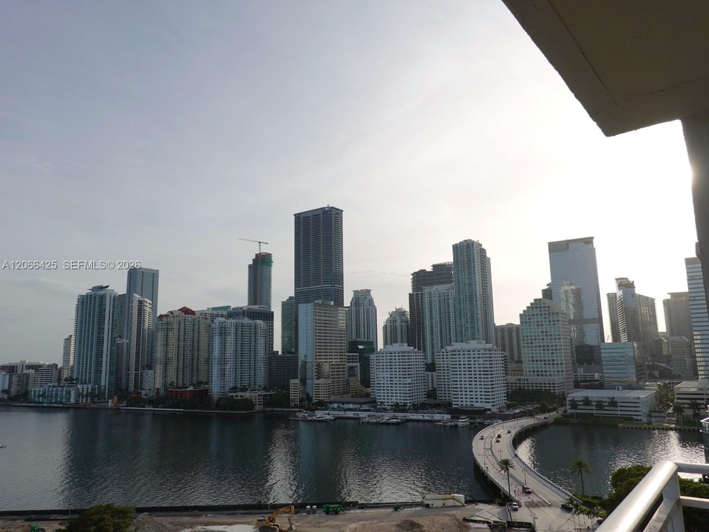 770 Claughton Island Dr # 1914, Miami FL 33131