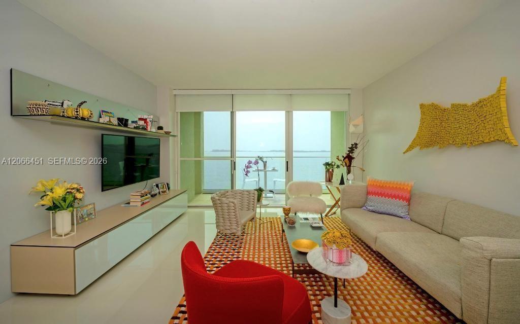 800 Claughton Island Dr # 704, Miami FL 33131