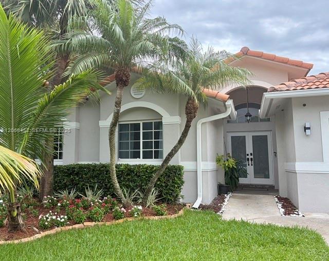 16850 Crestview Ln, Weston FL 33326