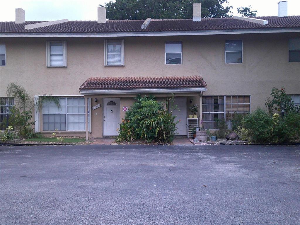 4291 CORAL SPRINGS Drive # 3E, Coral Springs FL 33065