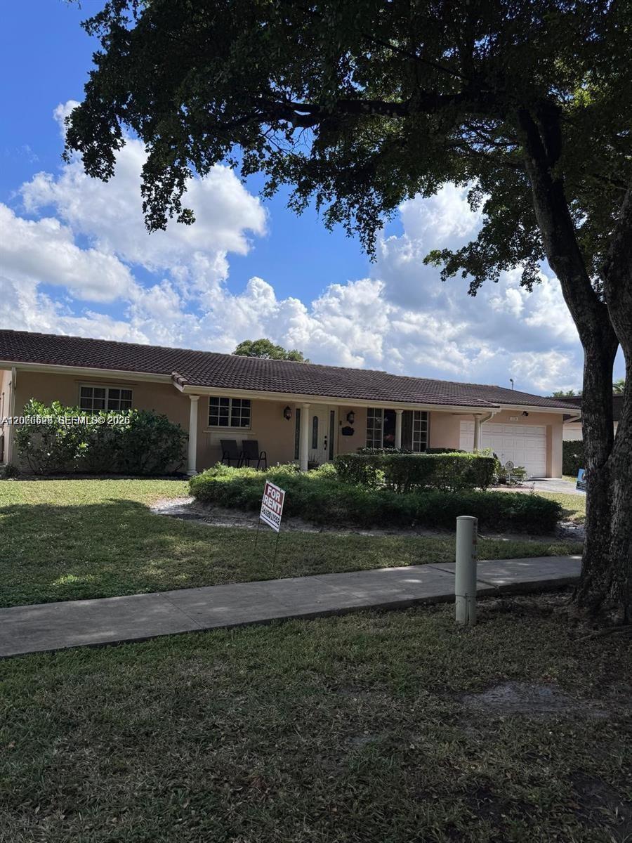 1230 NW 74th Ave, Plantation FL 33313