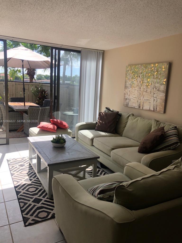 1830 Embassy Dr # 118, West Palm Beach FL 33401