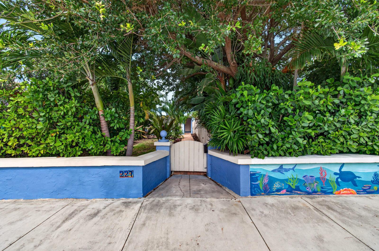227 N M Street, FL 33460