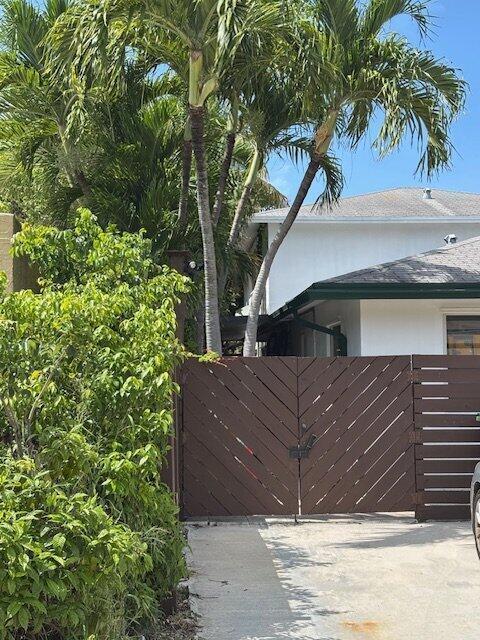 1637 NE 5TH Street # 2, Fort Lauderdale FL 33301