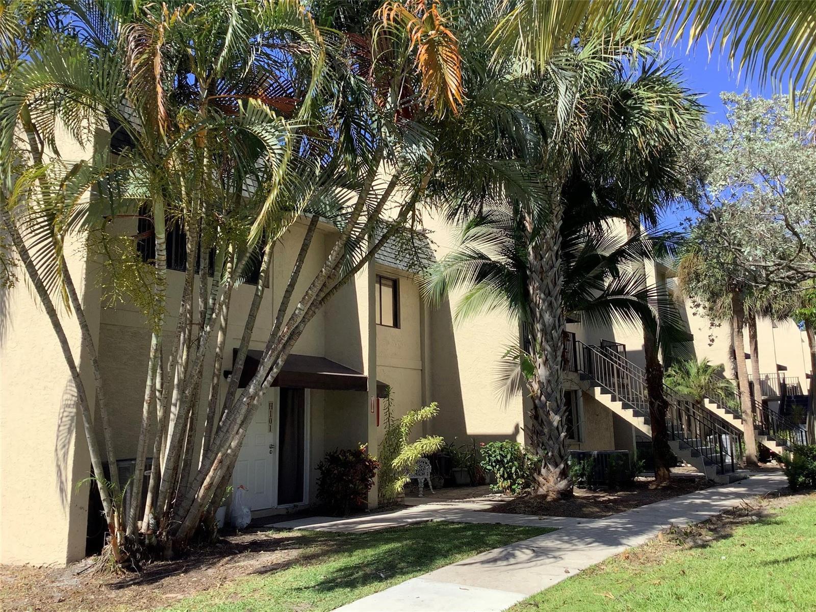 65 DEER CREEK Road # H102, Deerfield Beach FL 33442