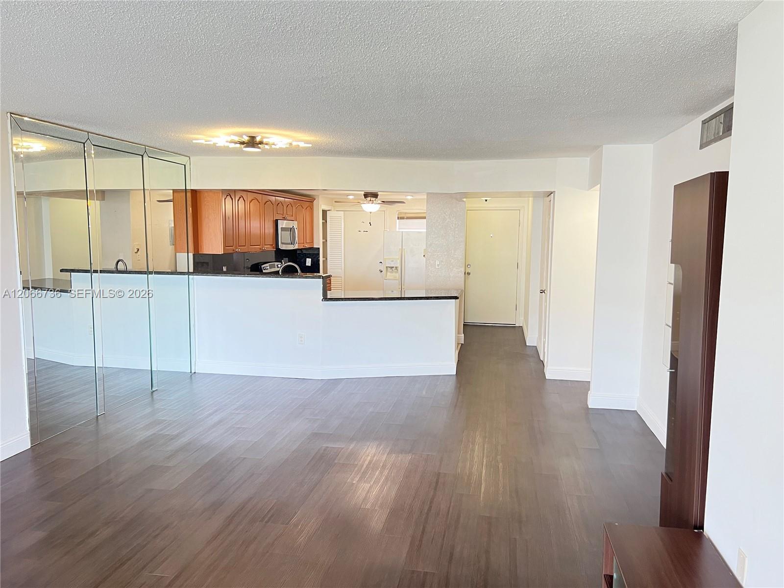 1770 NE 191st St # 1, Miami FL 33179