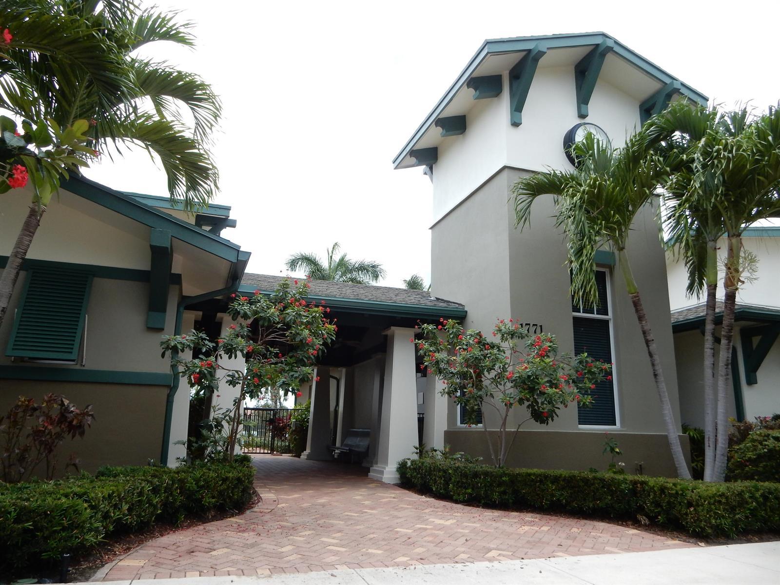 447 Corte Madera Lane # 6, West Palm Beach FL 33401