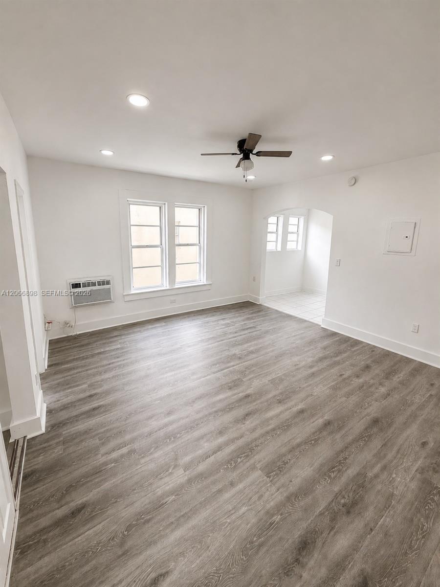 1319 Meridian Ave # 204, Miami Beach FL 33139