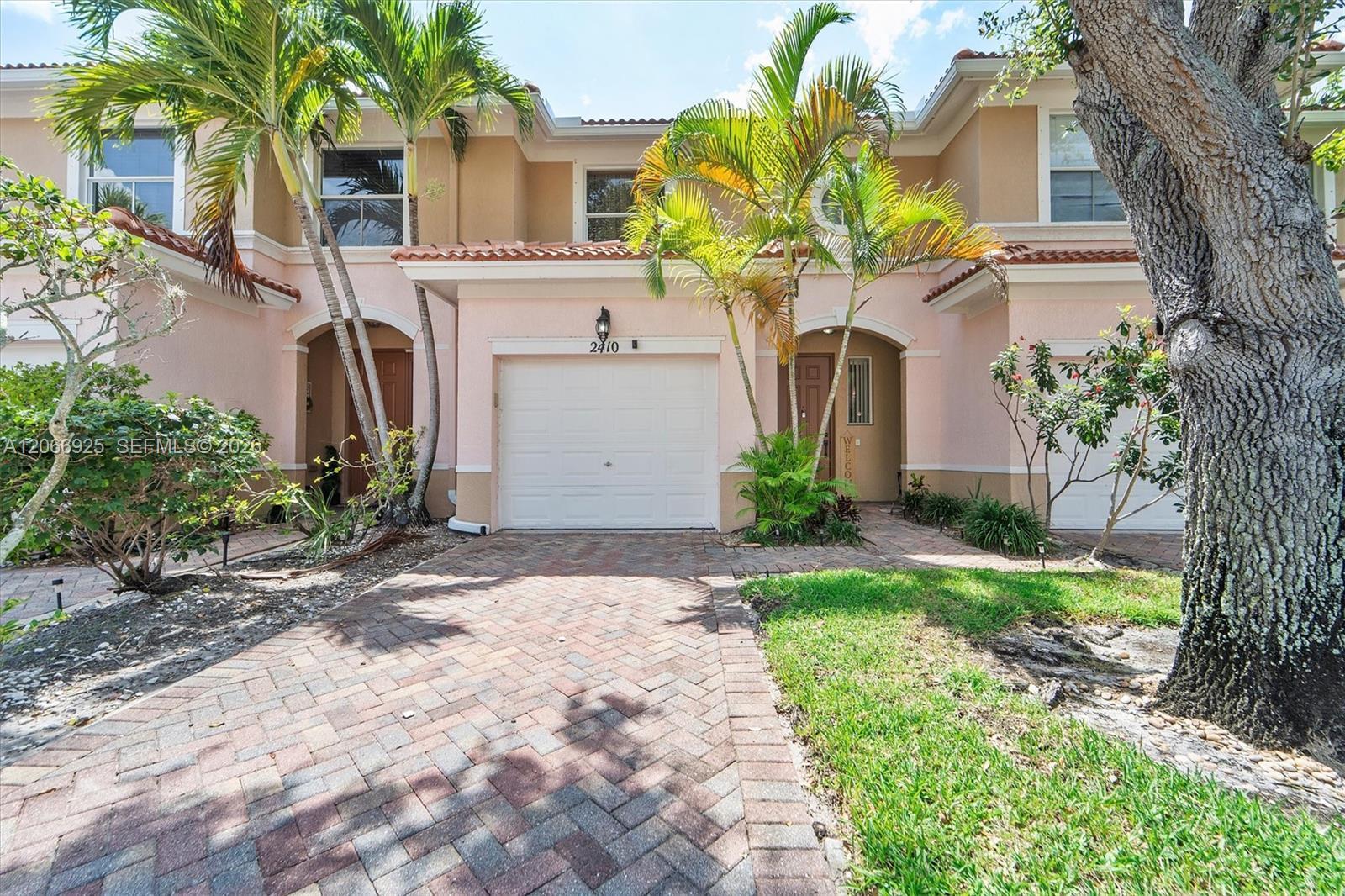 2410 Seminole Palms Dr, Green Acres FL 33463