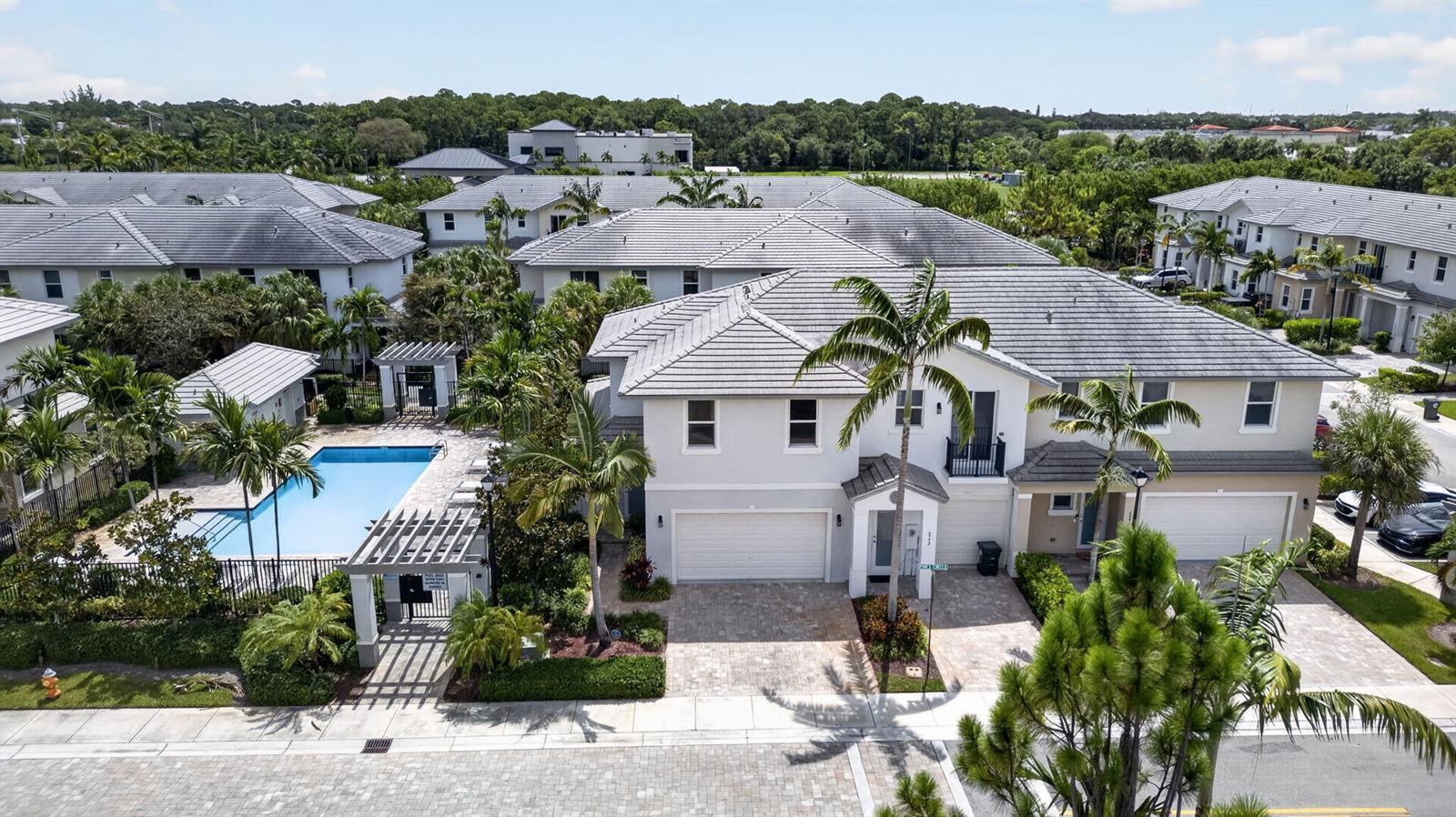 6994 Pines Circle, Coconut Creek FL 33073
