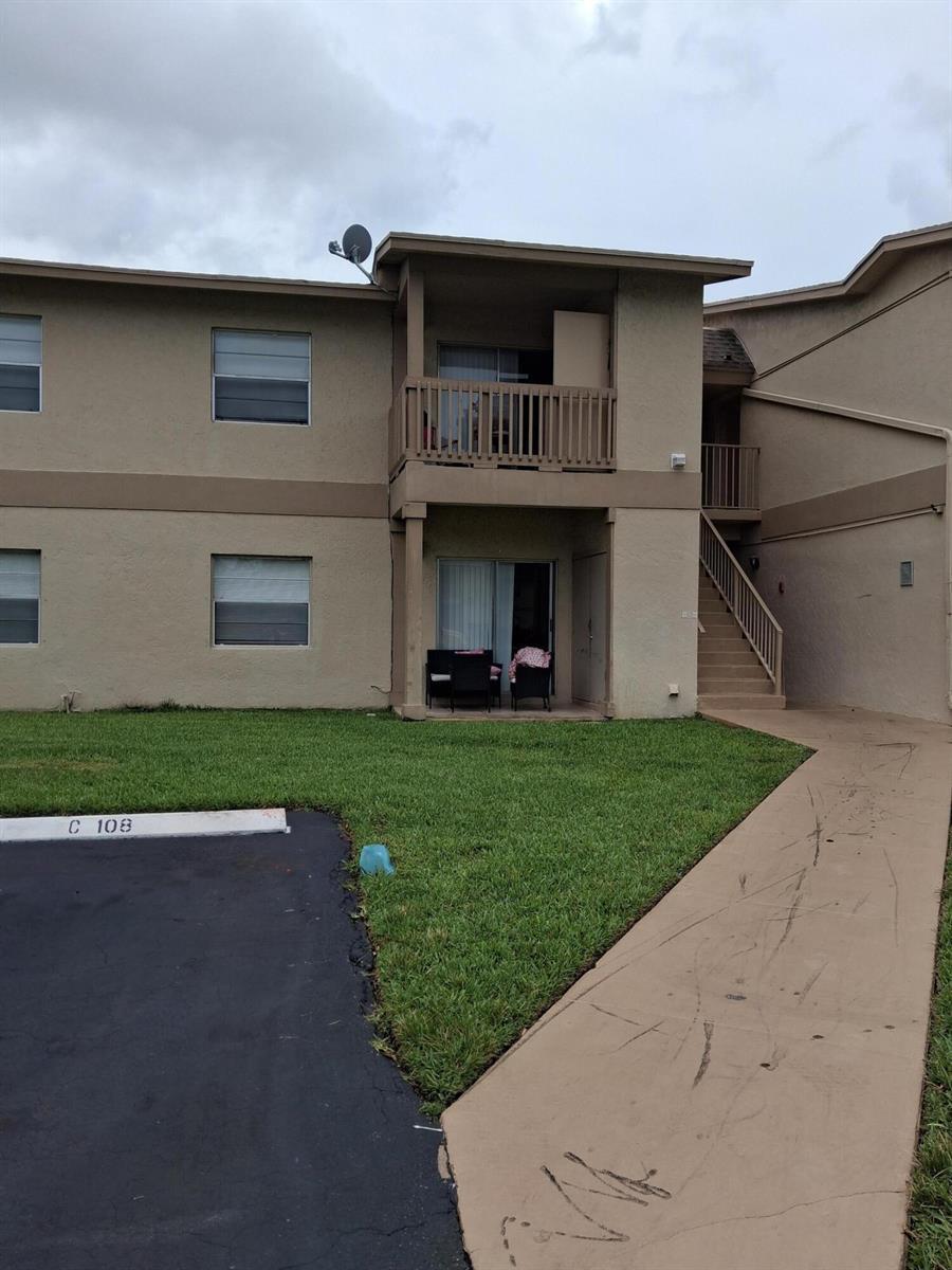 1798 Abbey Road # 105, West Palm Beach FL 33415