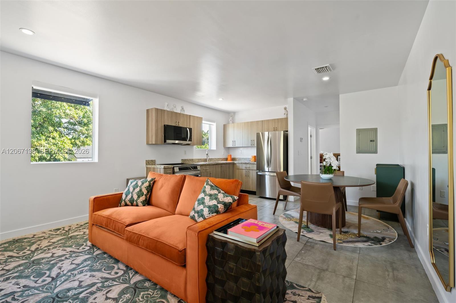 165 NW 39th St # 7, Miami FL 33127
