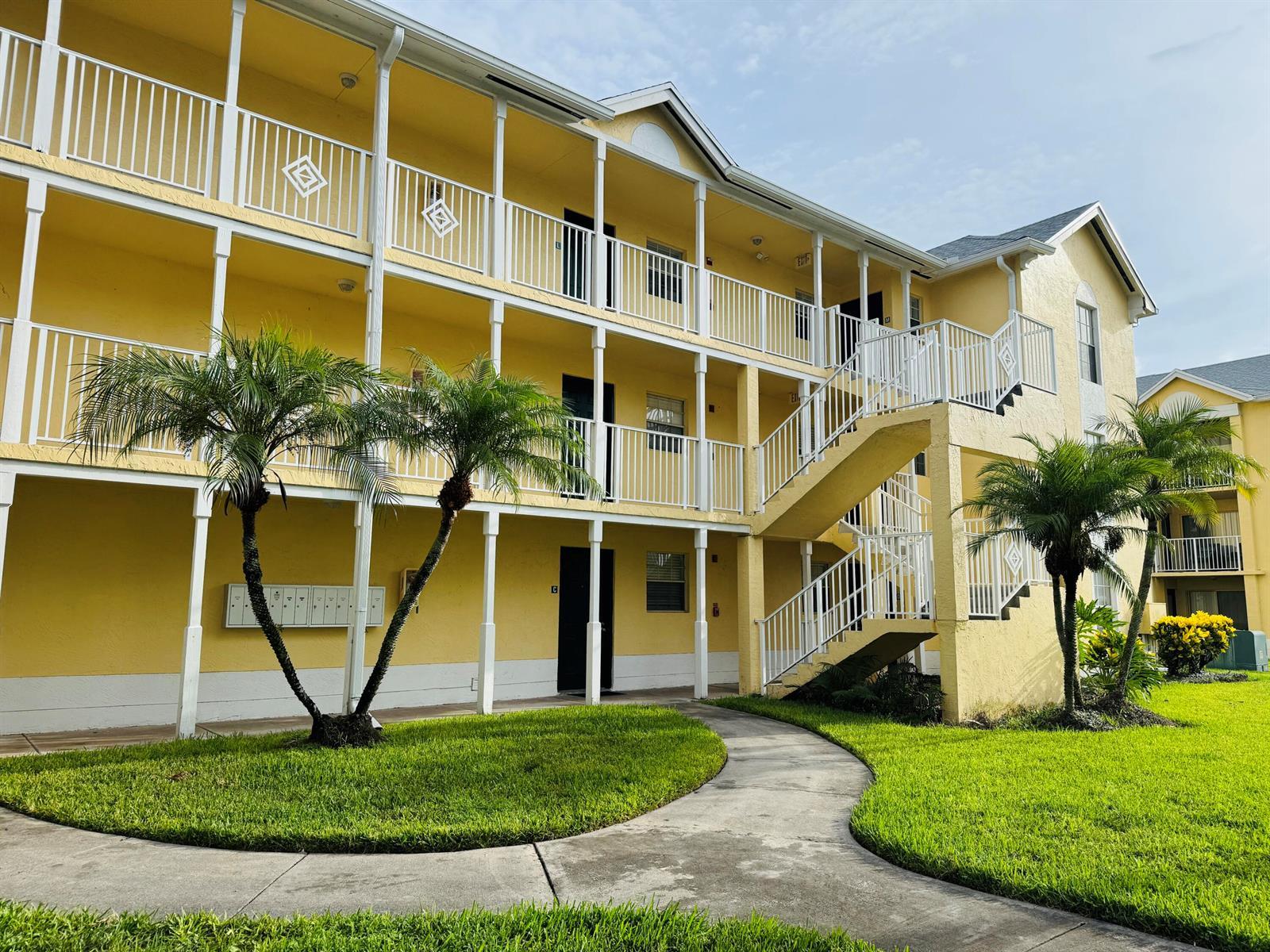 6323 La Costa Drive # H, Boca Raton FL 33433