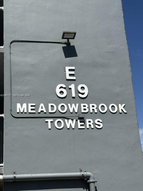 619 NE 14th Ave # 403, Hallandale Beach FL 33009