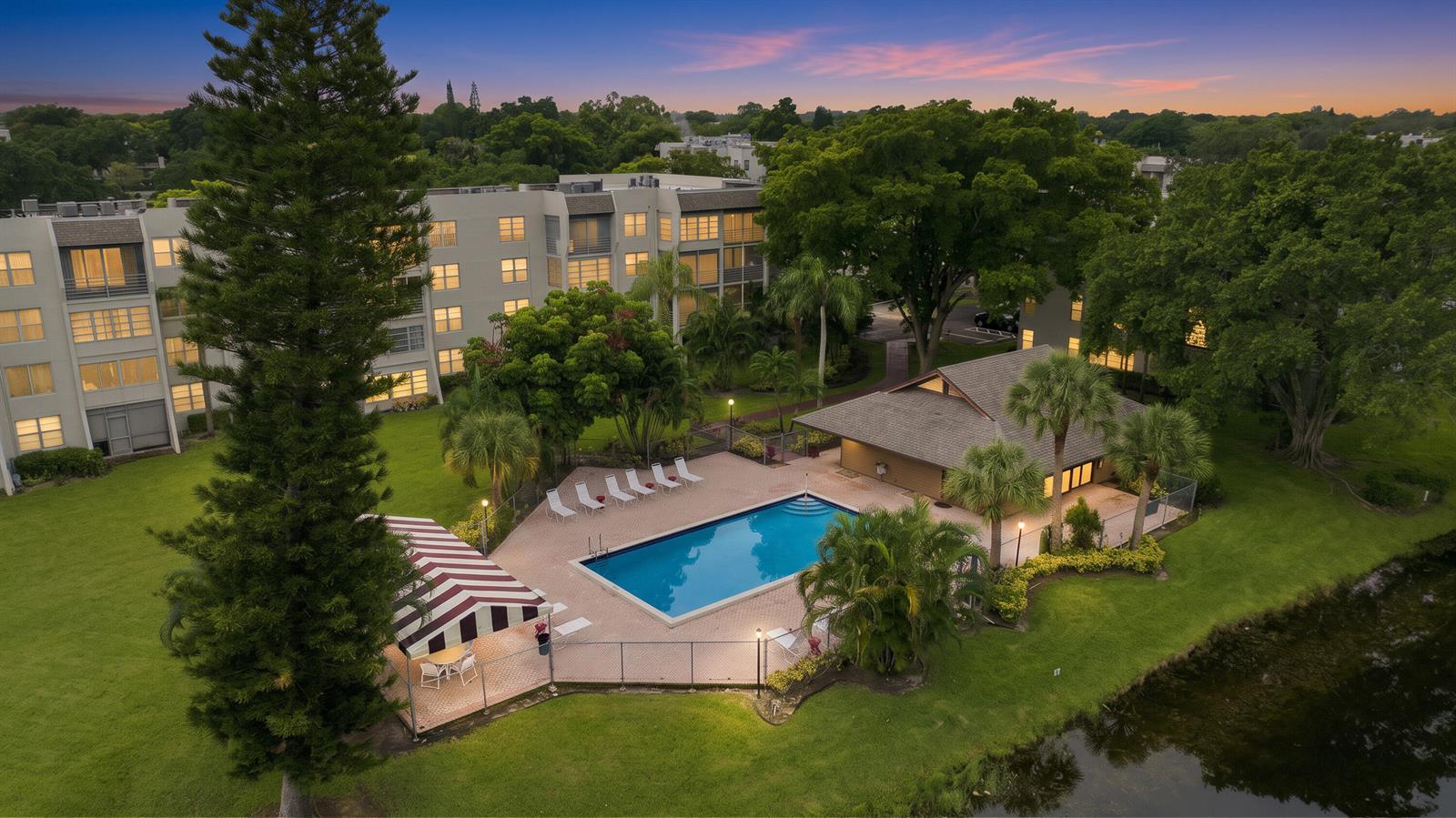 9440 POINCIANA Place # 314, Davie FL 33324