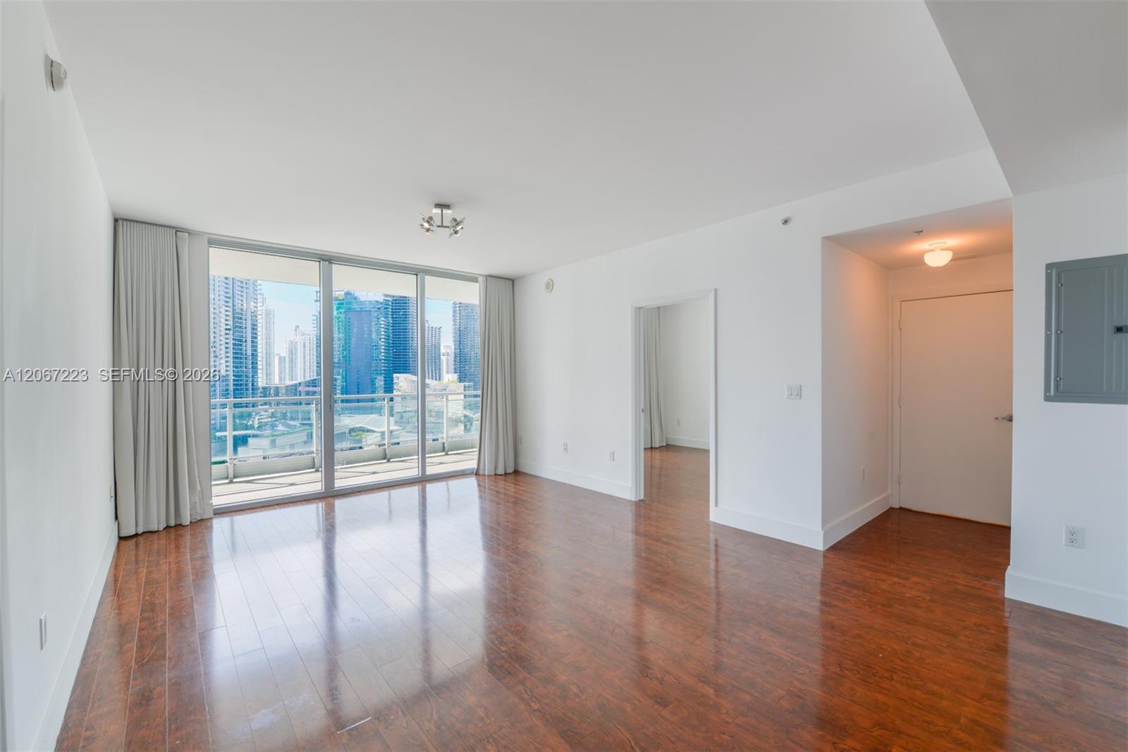 90 SW 3rd St # 2501, Miami FL 33130