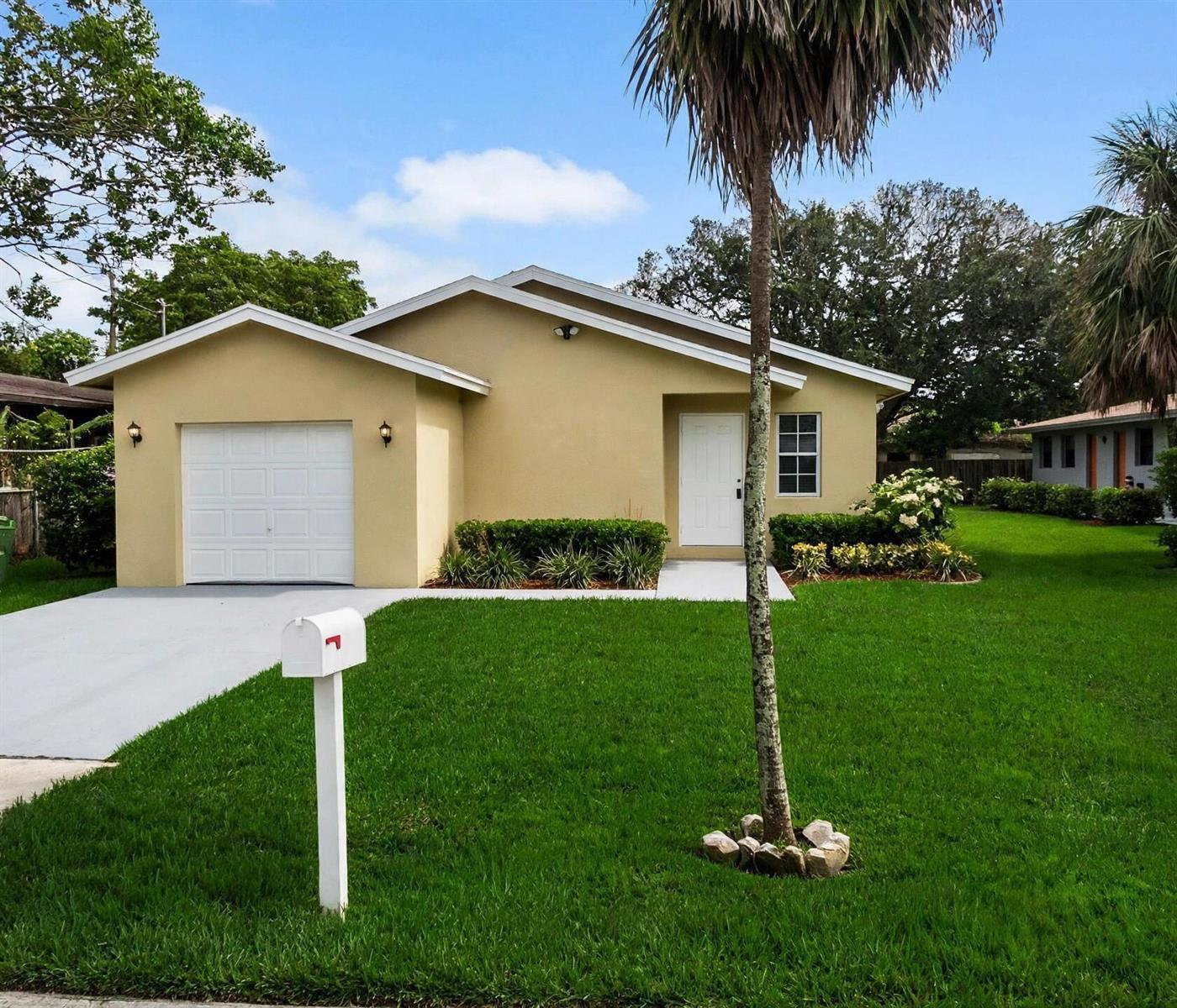 1136 NW 5TH Court, Fort Lauderdale FL 33311