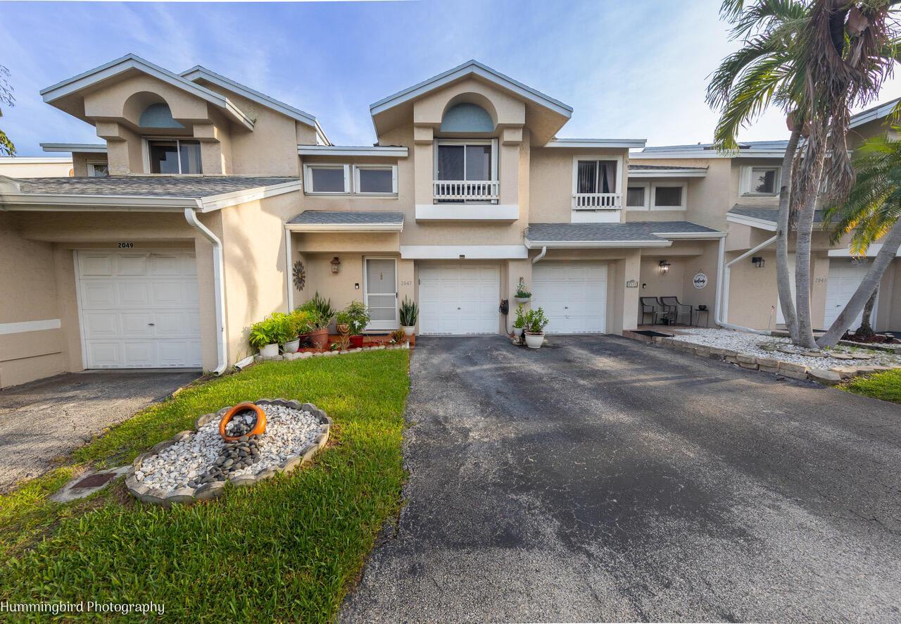 2047 DISCOVERY Circle E, Deerfield Beach FL 33442