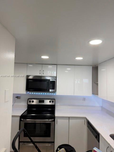 6960 Miami Gardens Dr # 521, Hialeah FL 33015