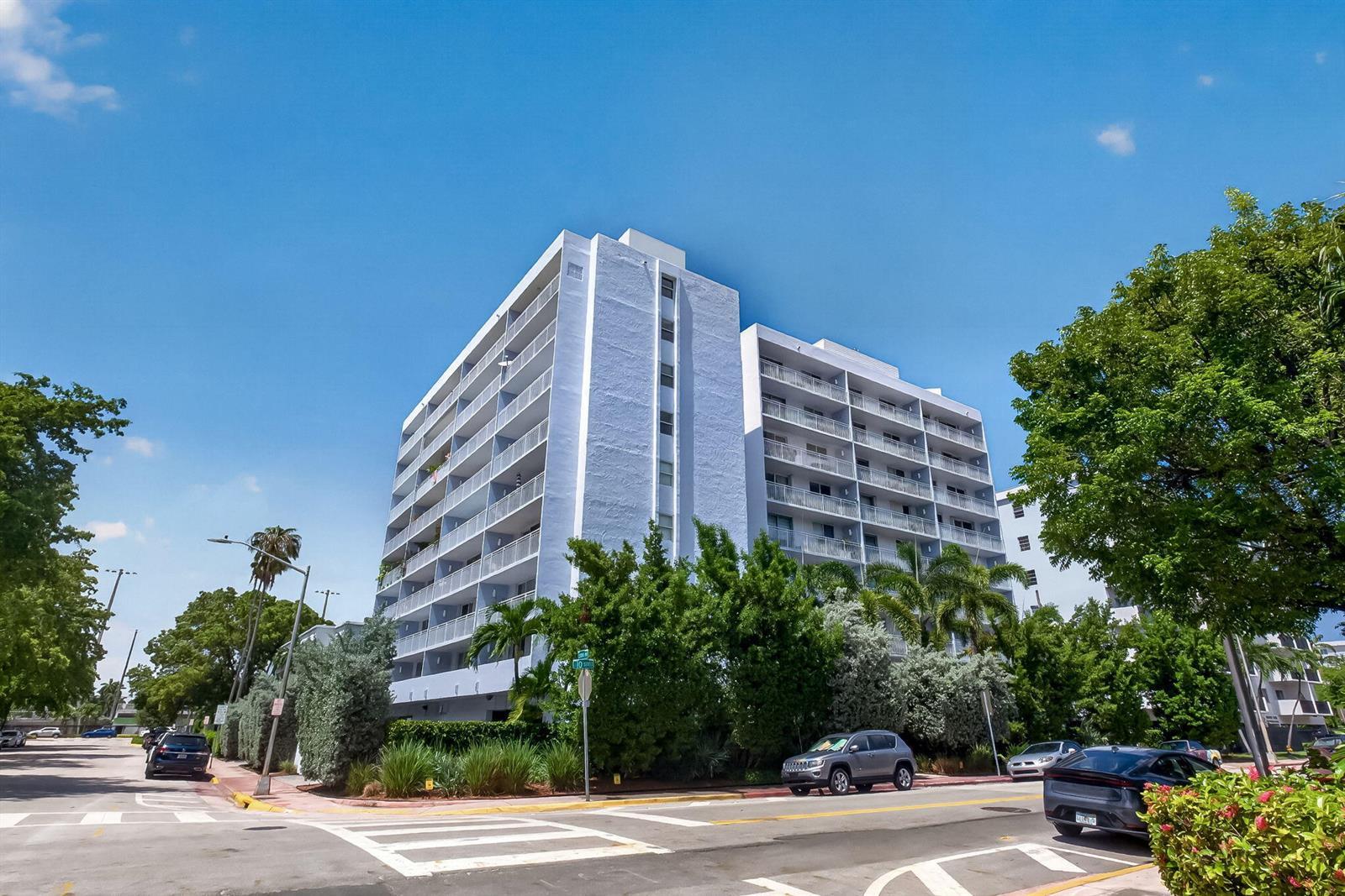1045 10TH Street # 301, Miami Beach FL 33139