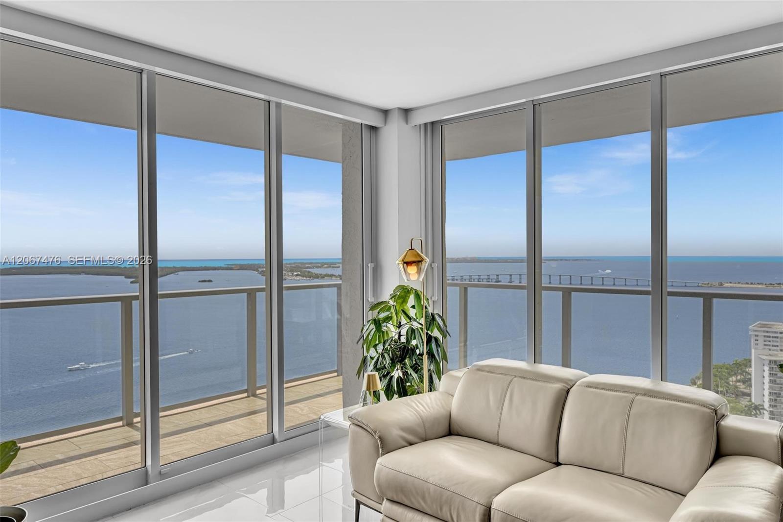 1155 Brickell Bay Dr # 3211, Miami FL 33131