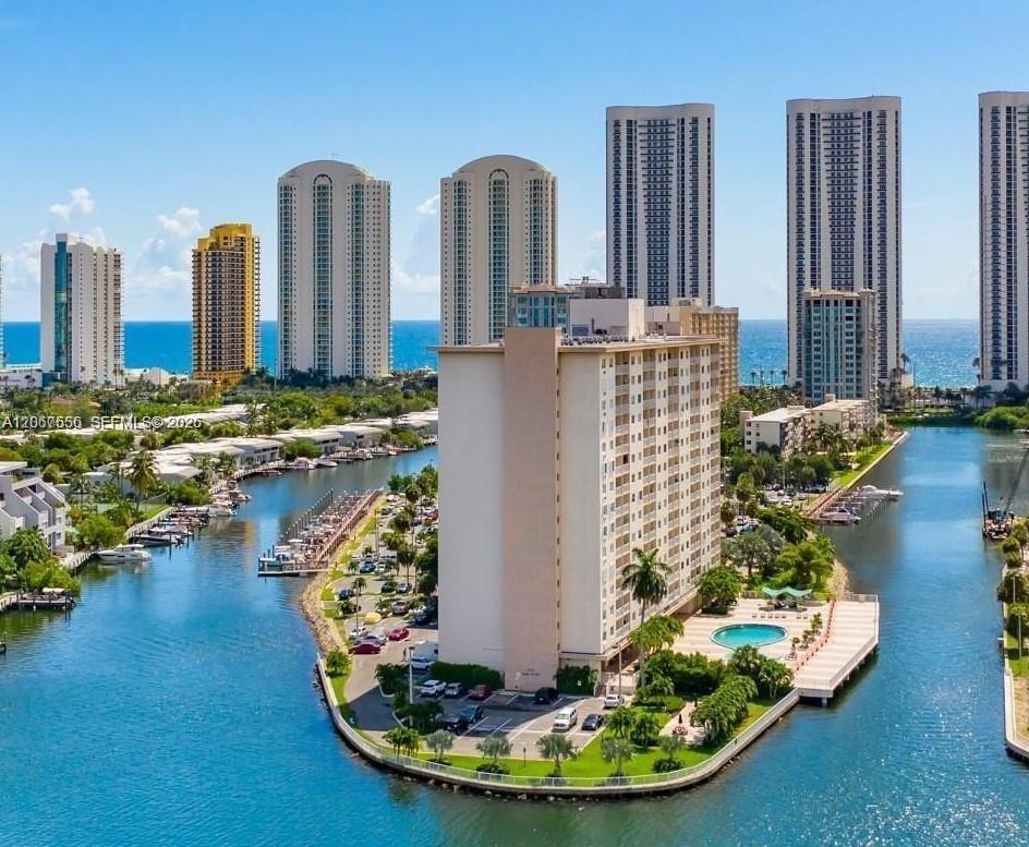 400 Kings Point Dr # 714, Sunny Isles Beach FL 33160