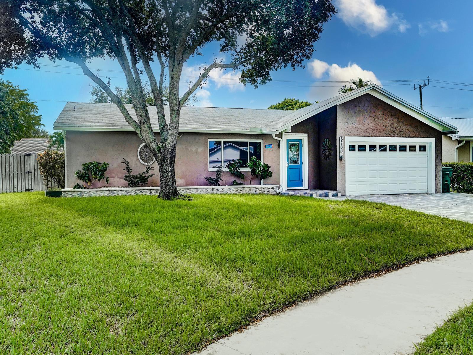 5700 SW 115TH Avenue, Cooper City FL 33330