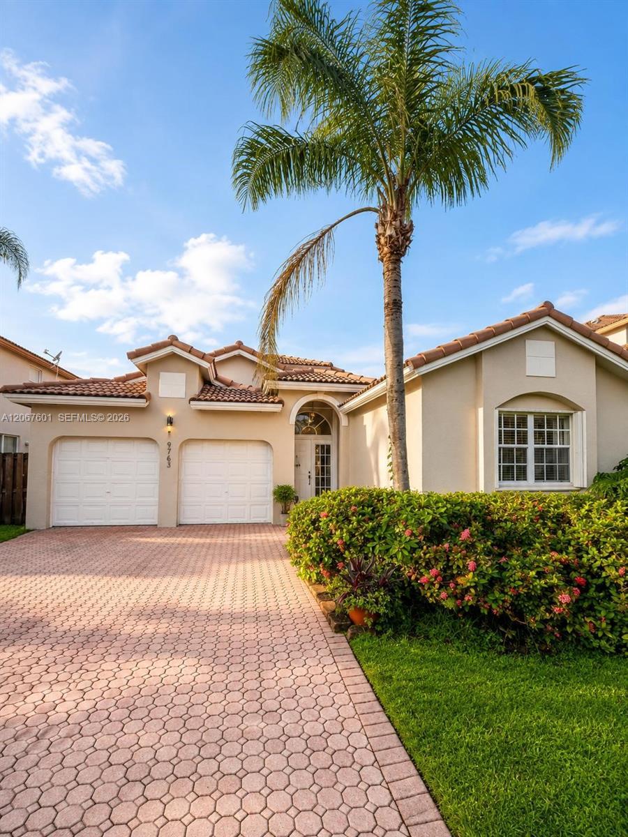 9763 NW 29th St, Doral FL 33172