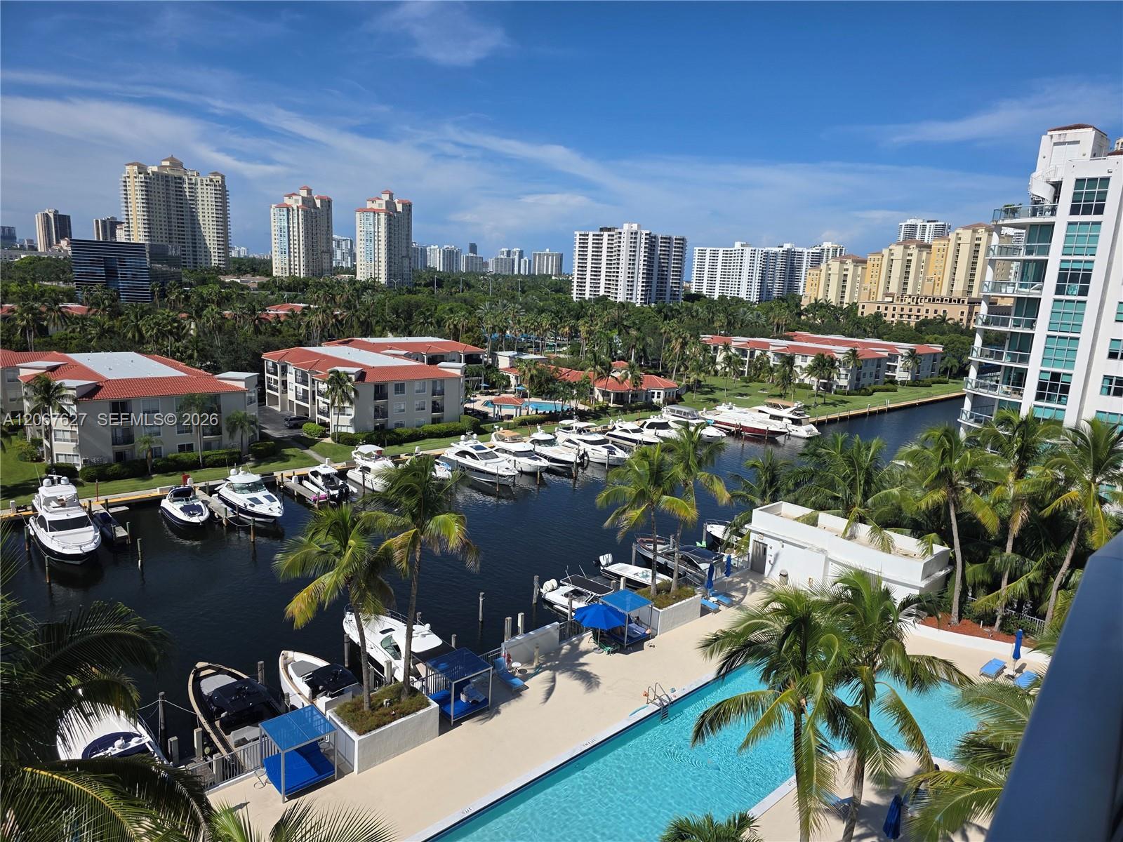 3029 NE 188th St # 819, Aventura FL 33180