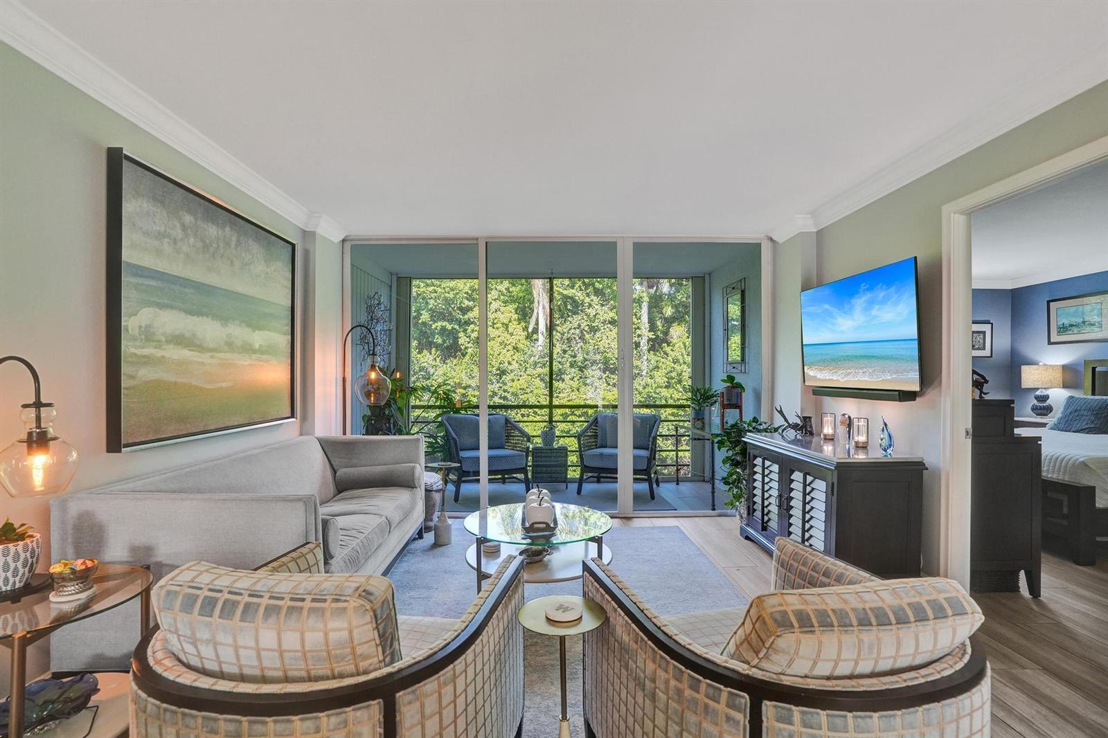 106 ROYAL PARK Drive # 2A, Oakland Park FL 33309