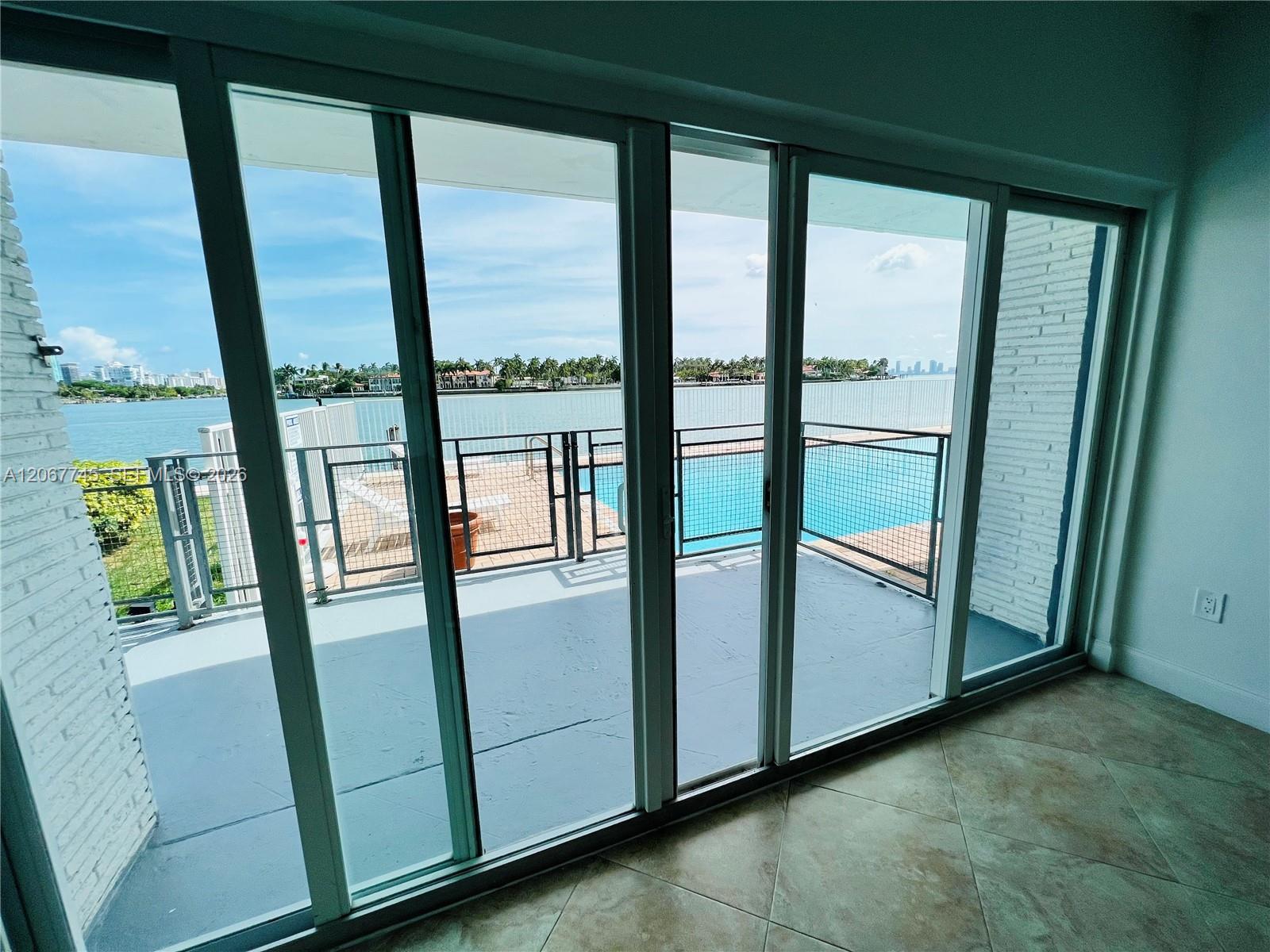 946 Bay Dr # 7, Miami Beach FL 33141