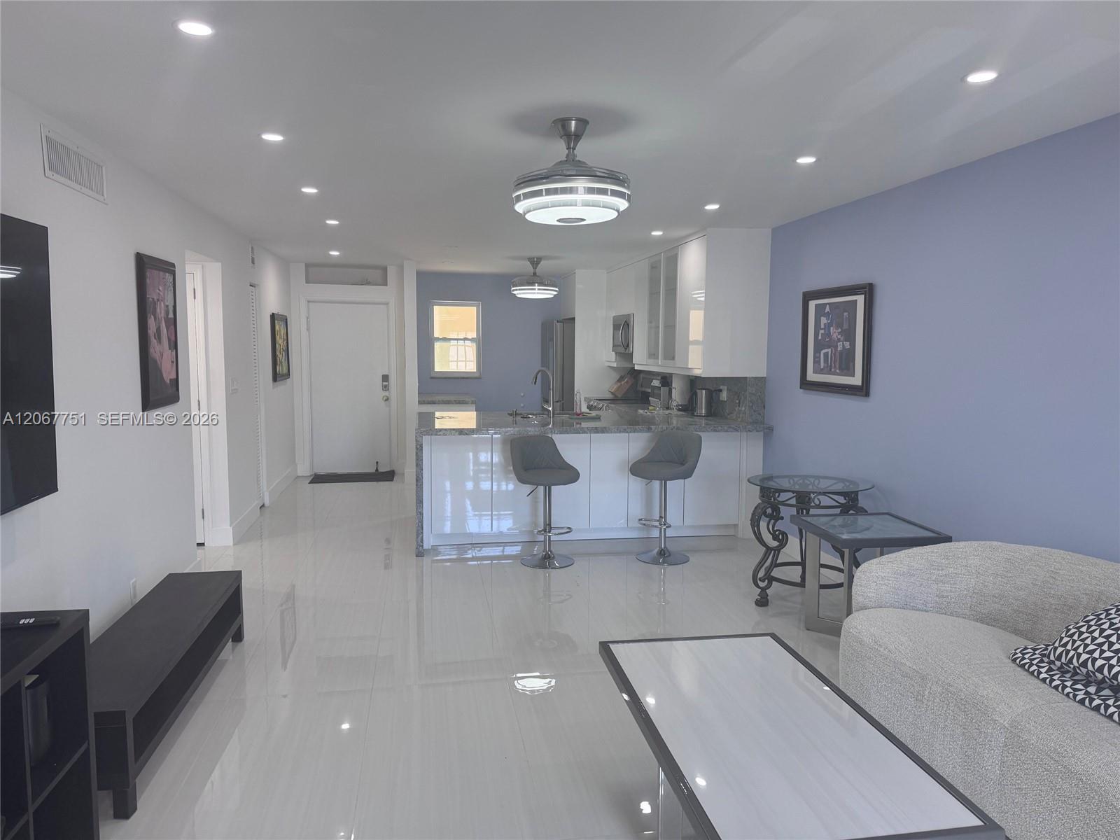 410 SE 2nd St # 223, Hallandale Beach FL 33009
