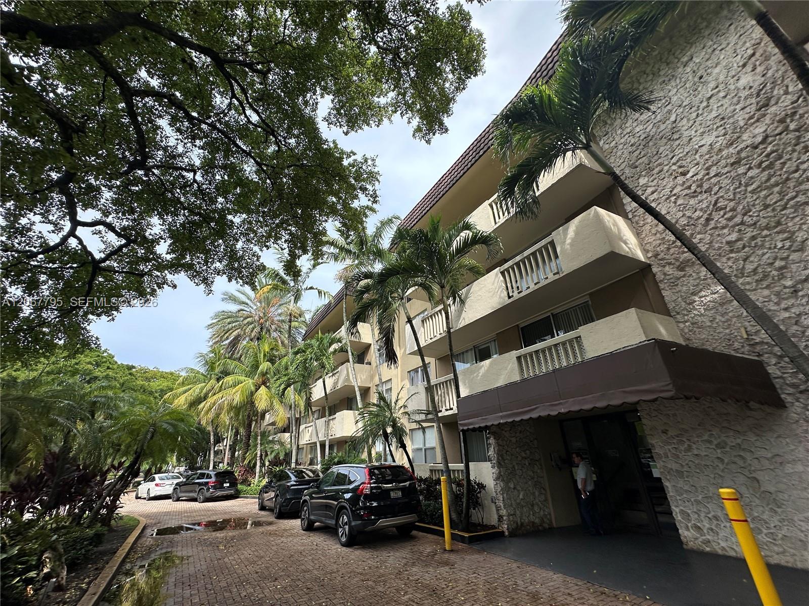 1800 Sans Souci Blvd # 426, North Miami FL 33181