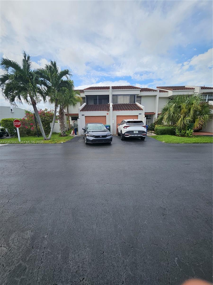 6593 Racquet Club Dr # 139, Lauderhill FL 33319