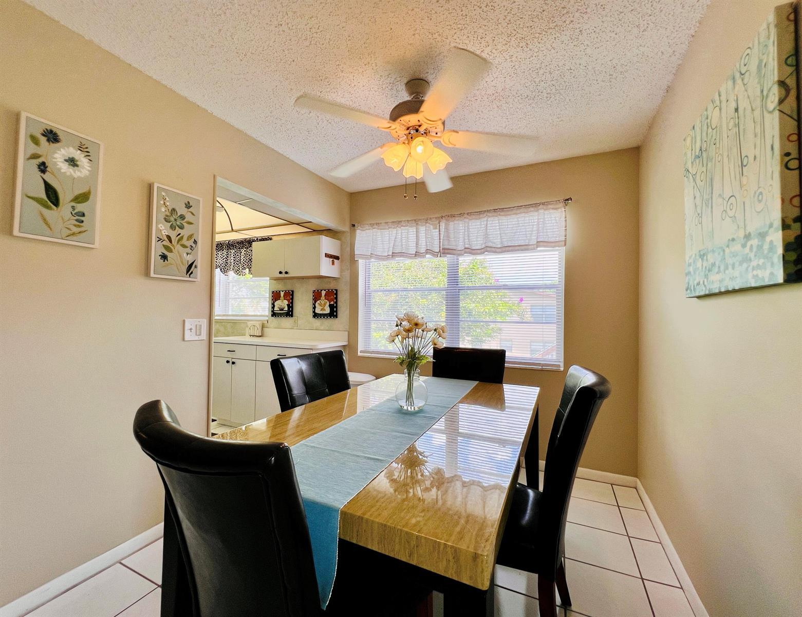 437 Chatham U, West Palm Beach FL 33417