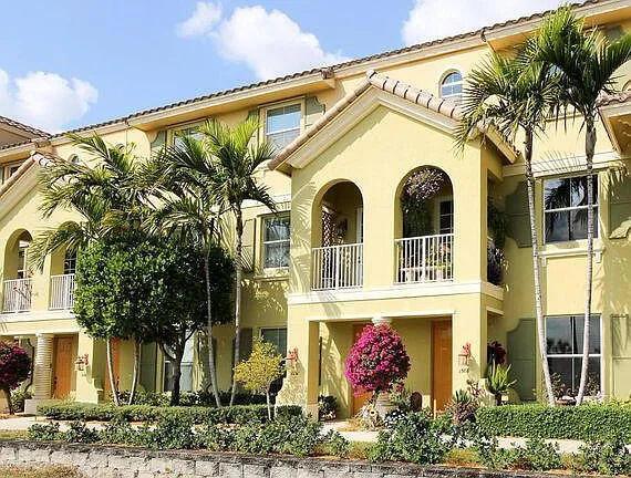 1308 PIAZZA DELLE PALLOTTOLE, Boynton Beach FL 33426