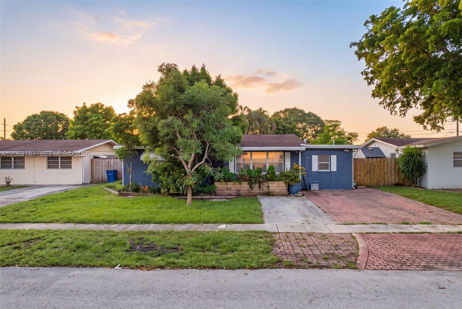 9452 SW 52nd Ct, Cooper City FL 33328