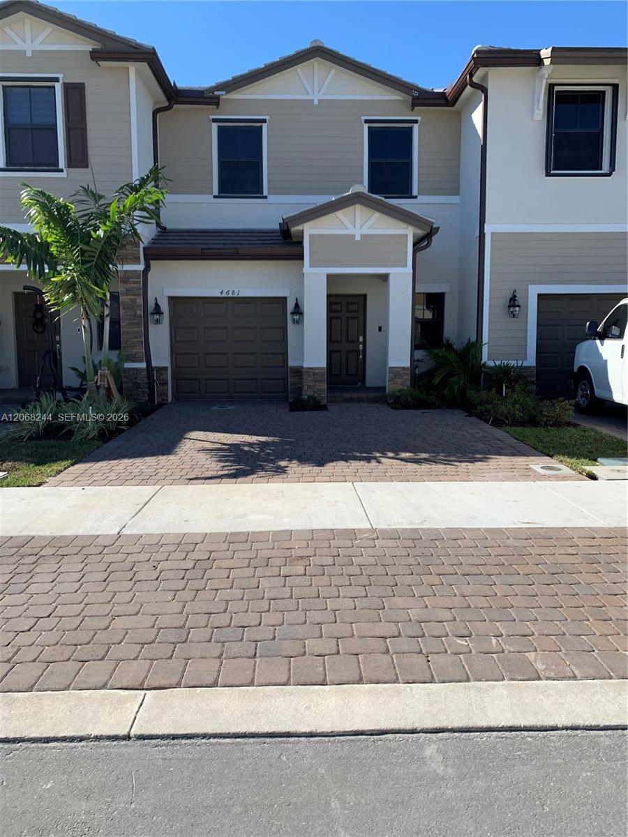 4681 Caspian Way # 4681, Davie FL 33314