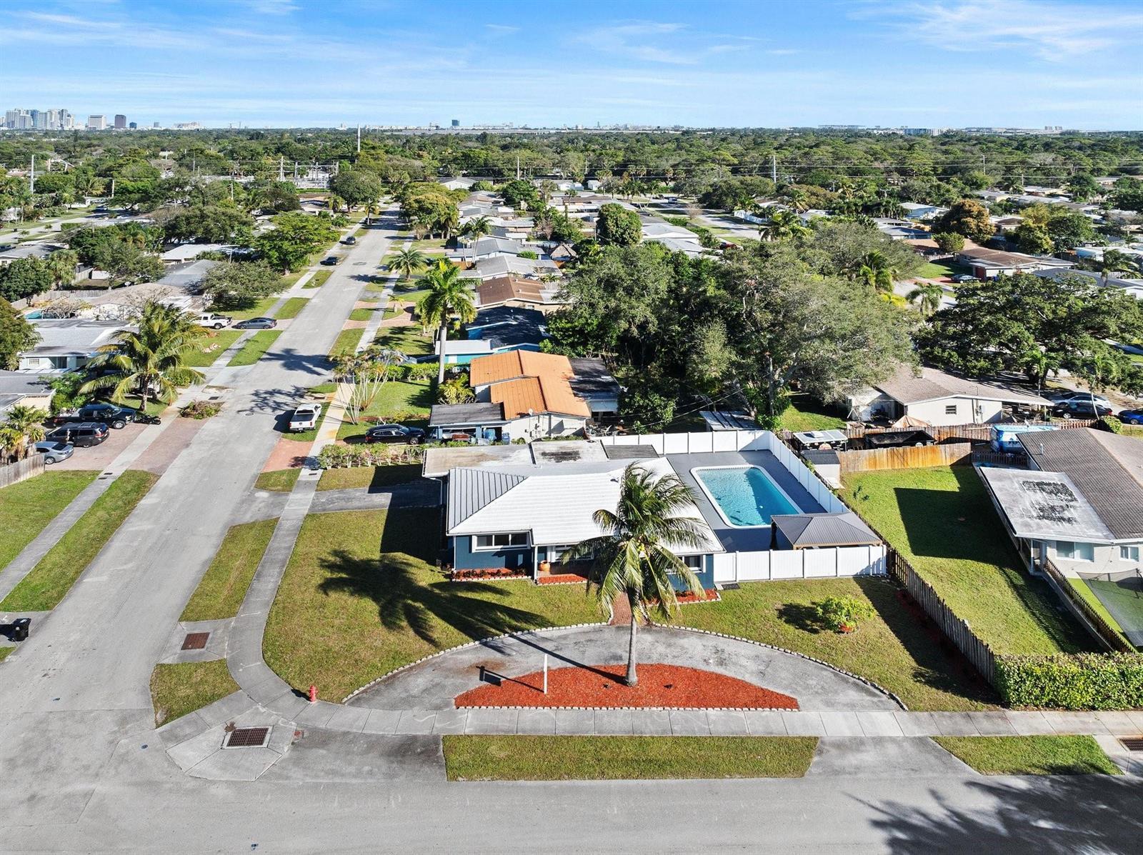 1900 SW 33rd Avenue, Fort Lauderdale FL 33312