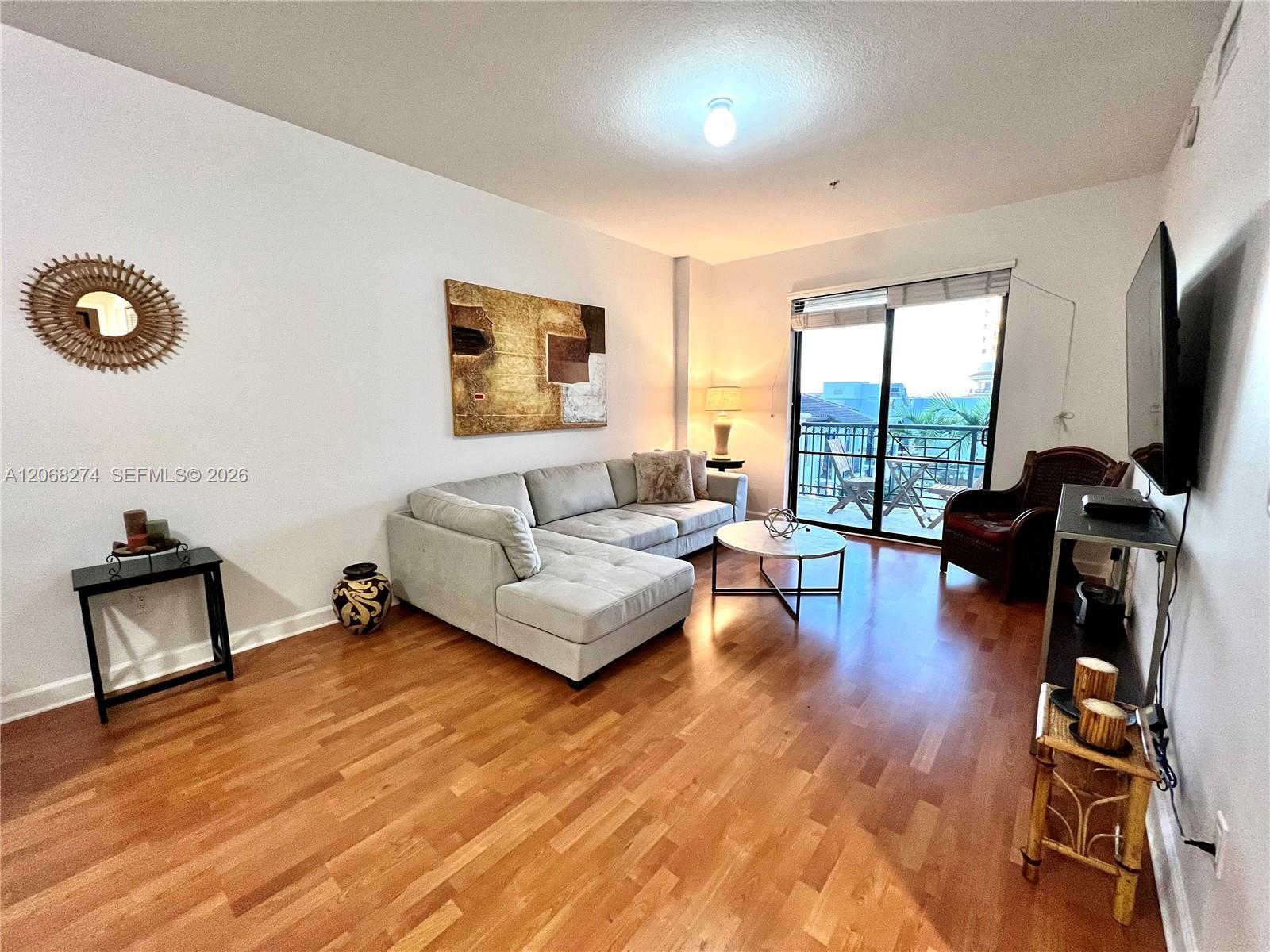 8390 SW 72nd Ave # 521, Miami FL 33143