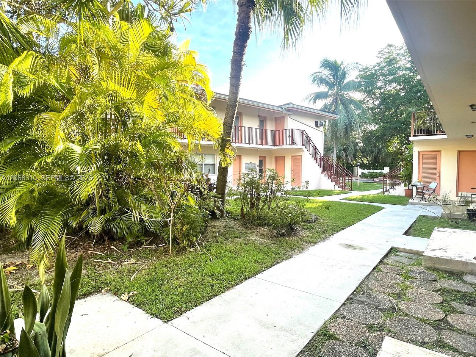 1250 S Alhambra Cir # 7, Coral Gables FL 33146