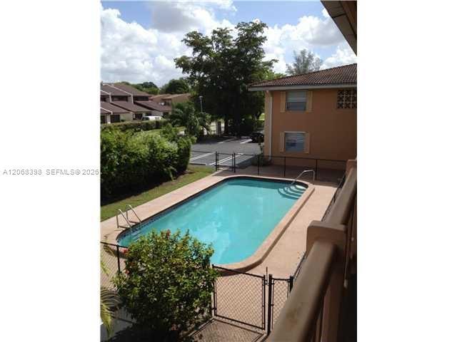 8704 NW 35th St # 202, Coral Springs FL 33065