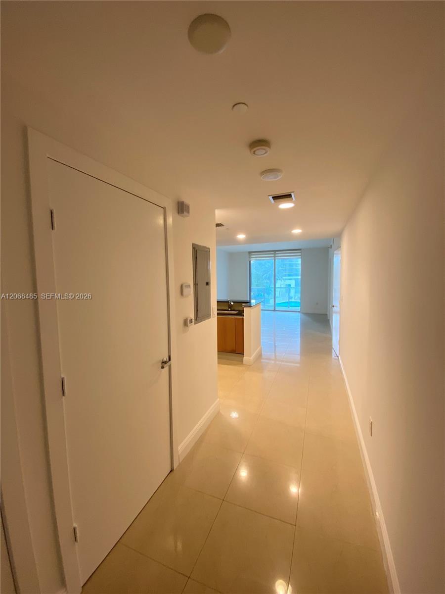 1060 Brickell Ave # 1413, Miami FL 33131