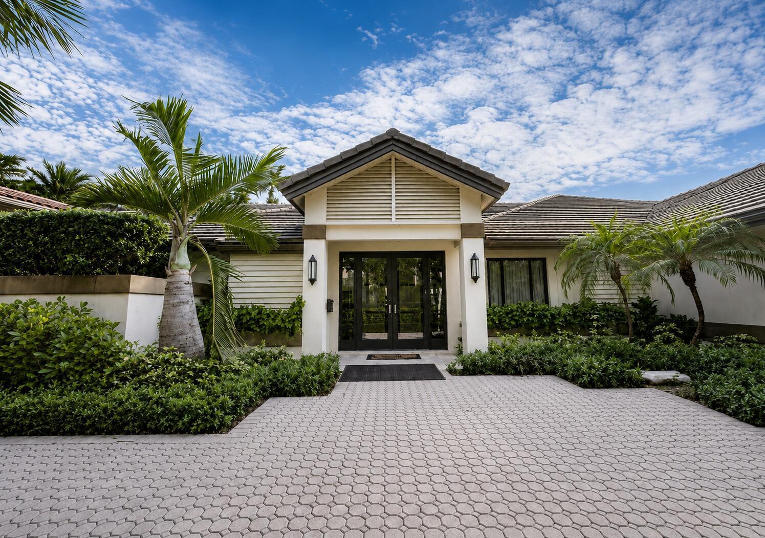 50 BAY COLONY Drive, Fort Lauderdale FL 33308