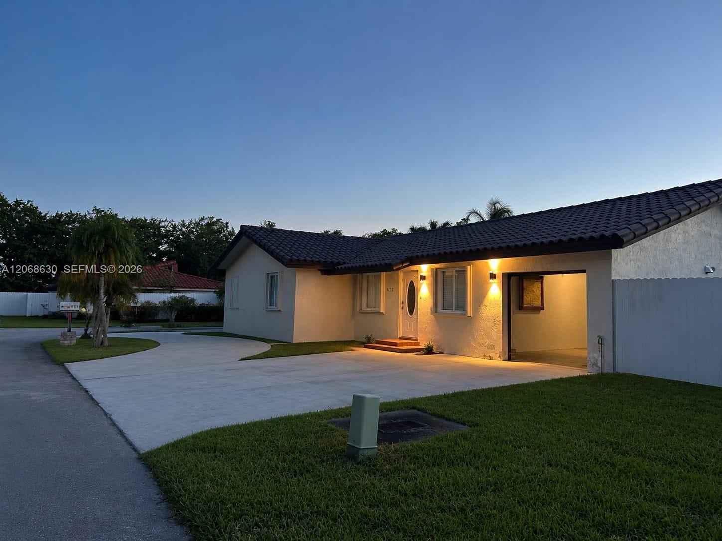 11122 SW 143rd Ct, Miami FL 33186