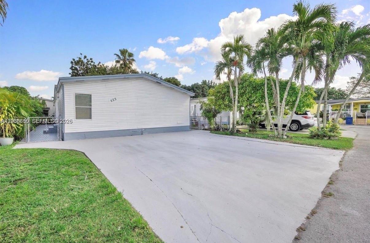 19800 SW 180th Ave # 222, Miami FL 33187