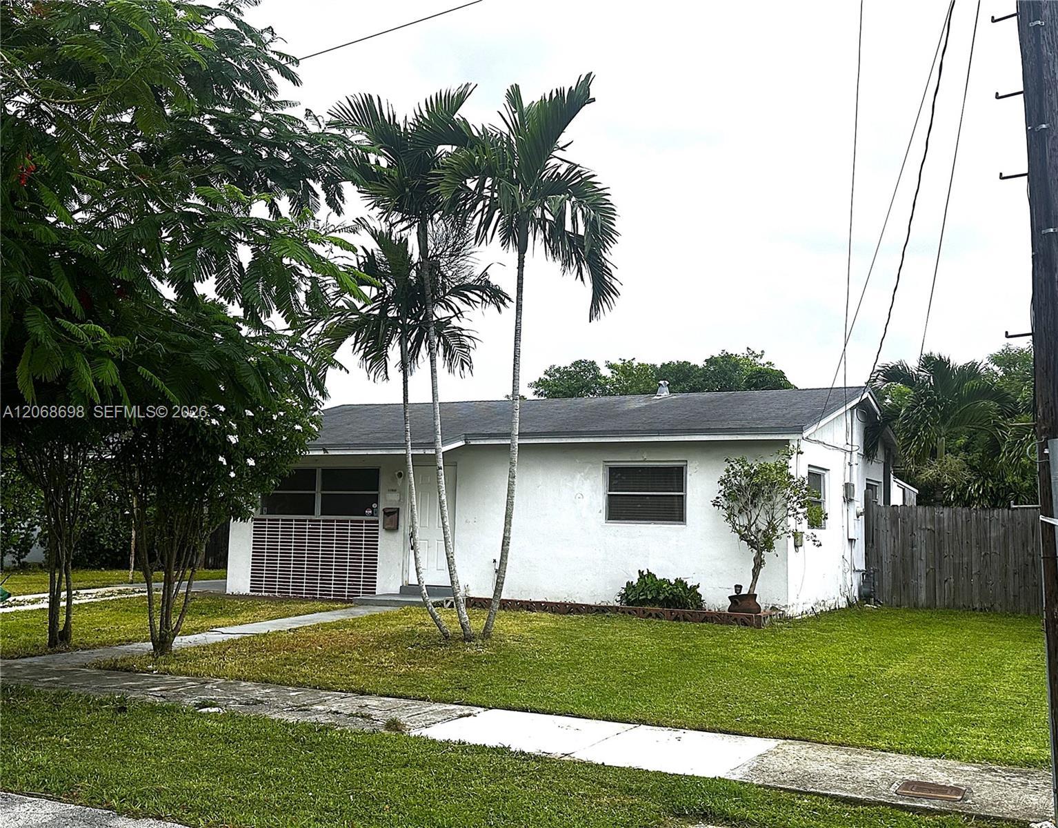 11935 SW 37th St, Miami FL 33175